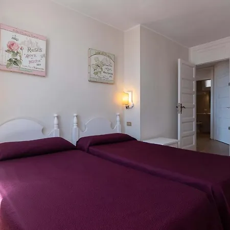 Parque Santiago Ii * Playa de las Americas (Tenerife)